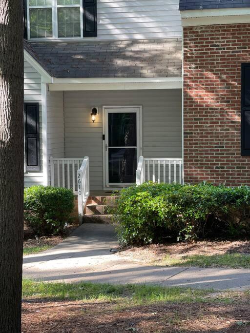 Appartement Simple Elegant Townhouse Dt Raleigh Ncsu Extérieur photo